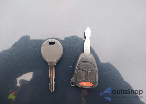 2007 Jeep Grand Cherokee Laredo z USA, uszkodzony, nr VIN 1J8GR48K47C537747